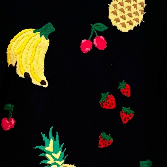 Talbots Petite Size Small Fruit Embroidered On Black 3/4 Sleeve Sweater - Picture 5 of 5